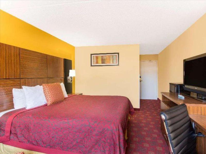 Days Inn By Wyndham Leominster/Fitchburg Area Eksteriør bilde