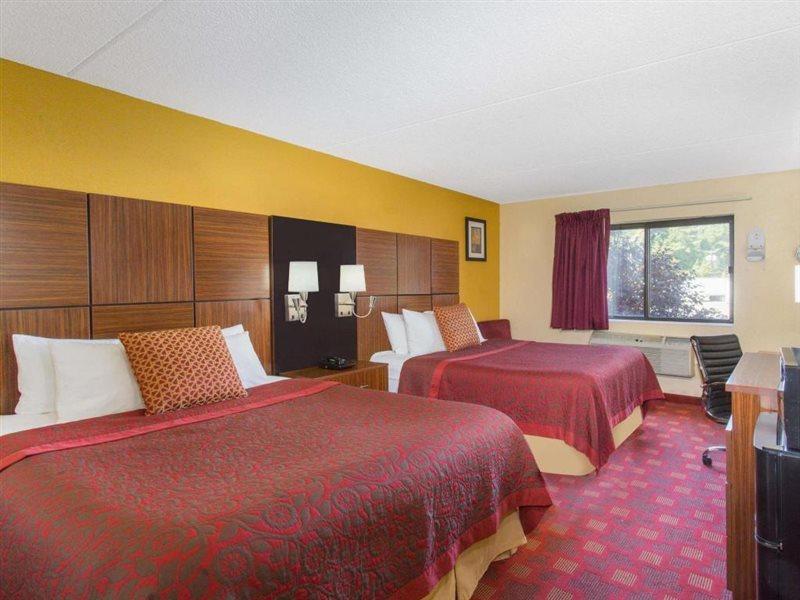 Days Inn By Wyndham Leominster/Fitchburg Area Eksteriør bilde