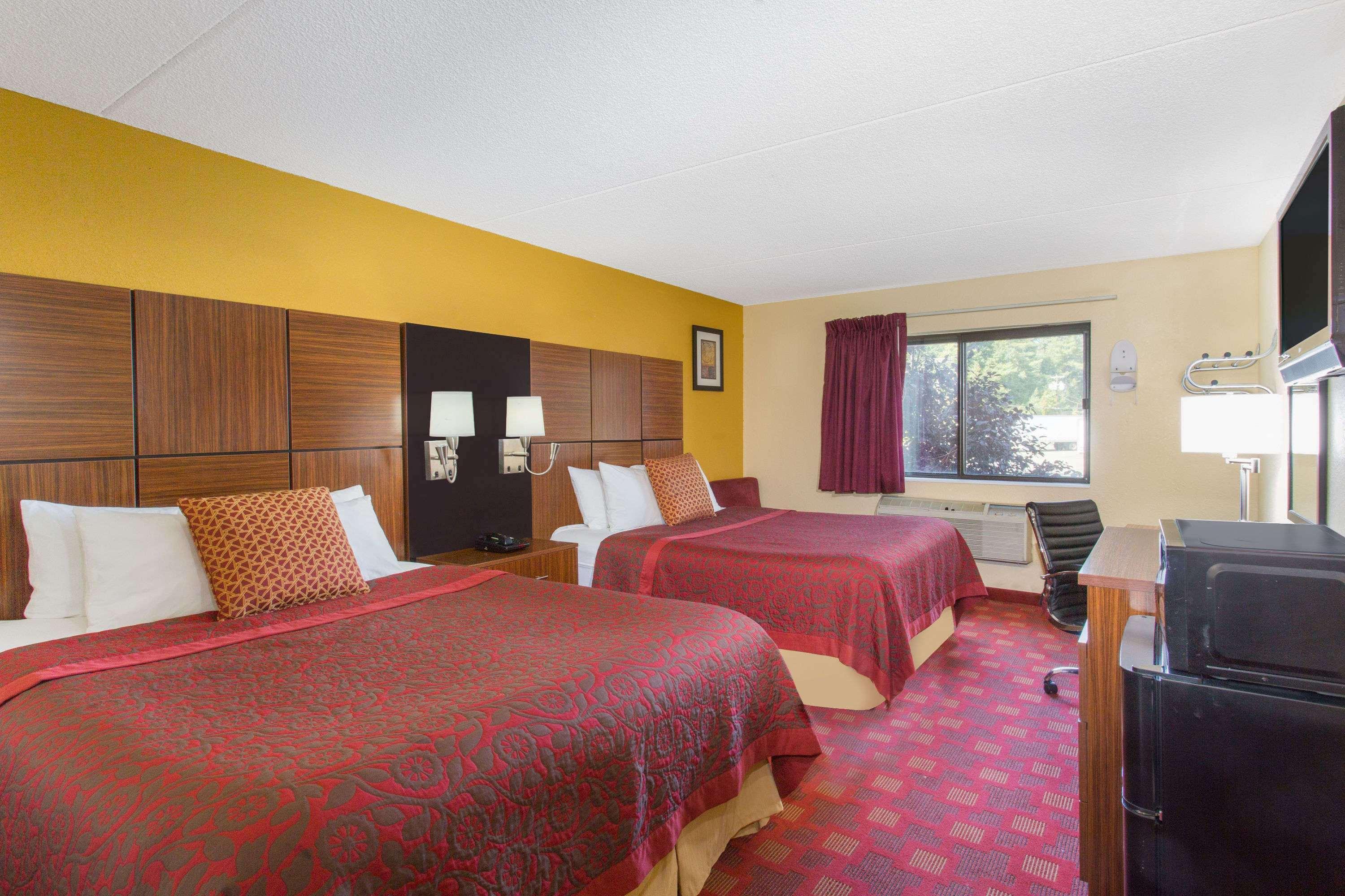 Days Inn By Wyndham Leominster/Fitchburg Area Eksteriør bilde