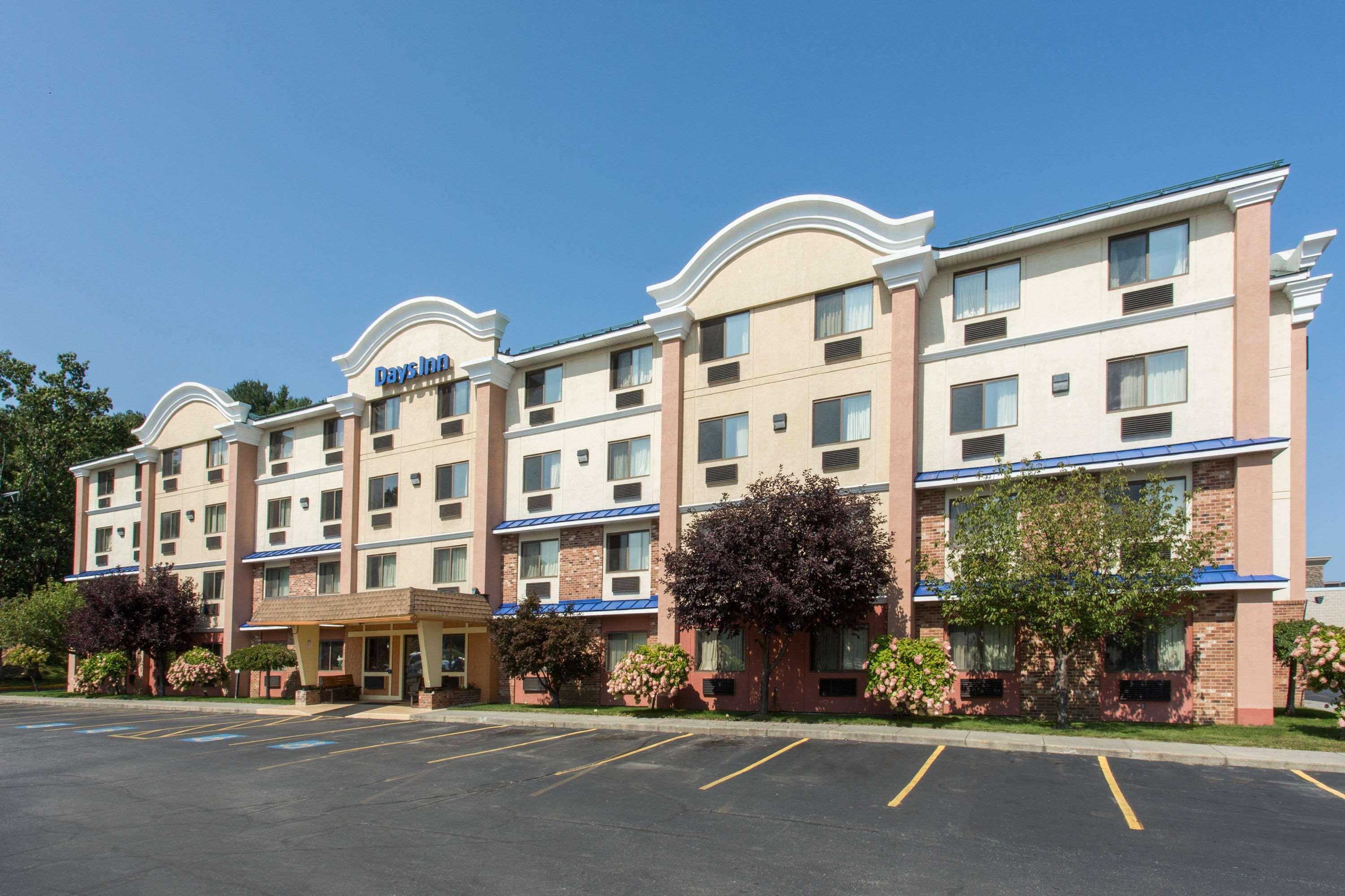 Days Inn By Wyndham Leominster/Fitchburg Area Eksteriør bilde