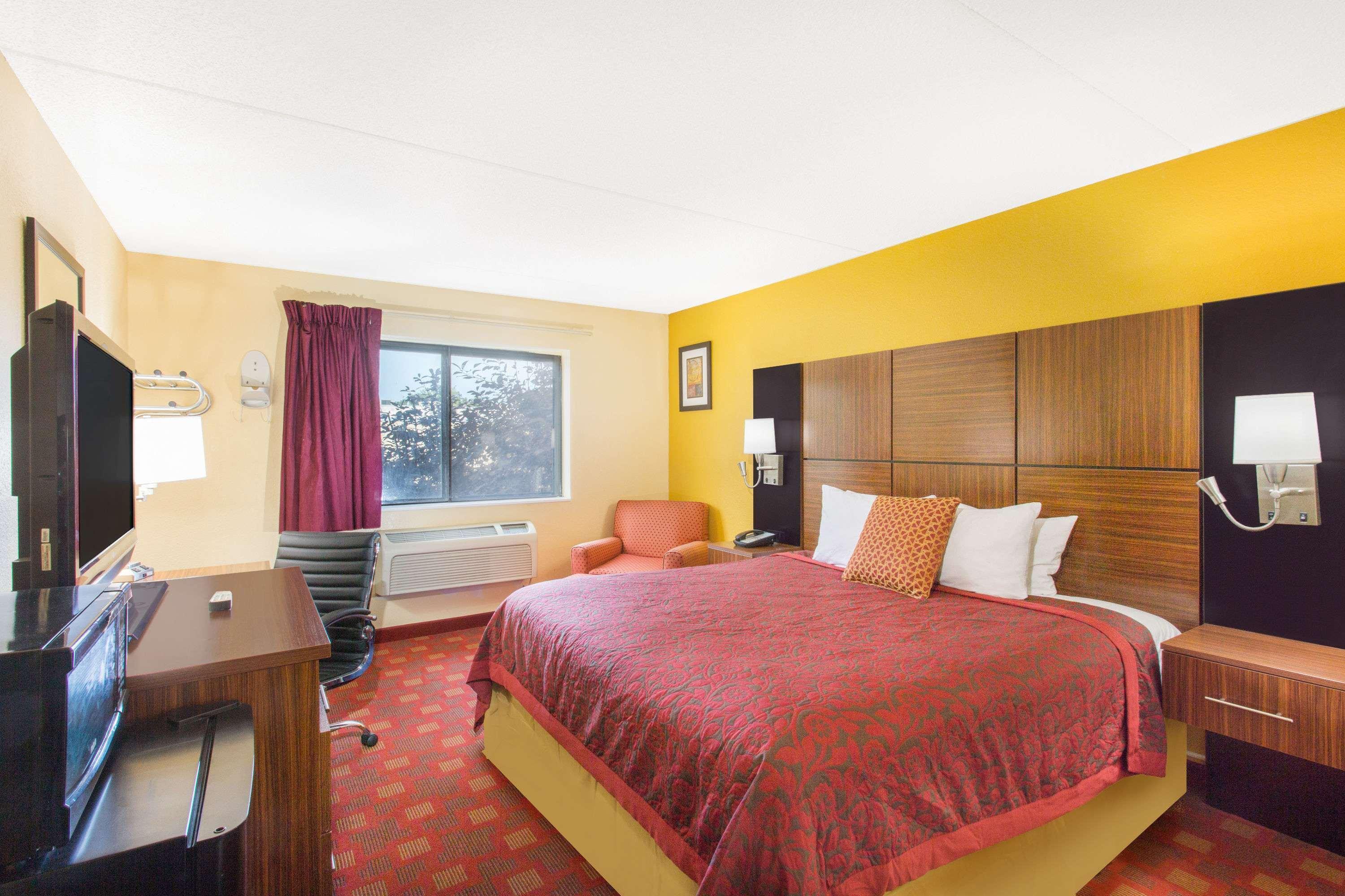 Days Inn By Wyndham Leominster/Fitchburg Area Eksteriør bilde