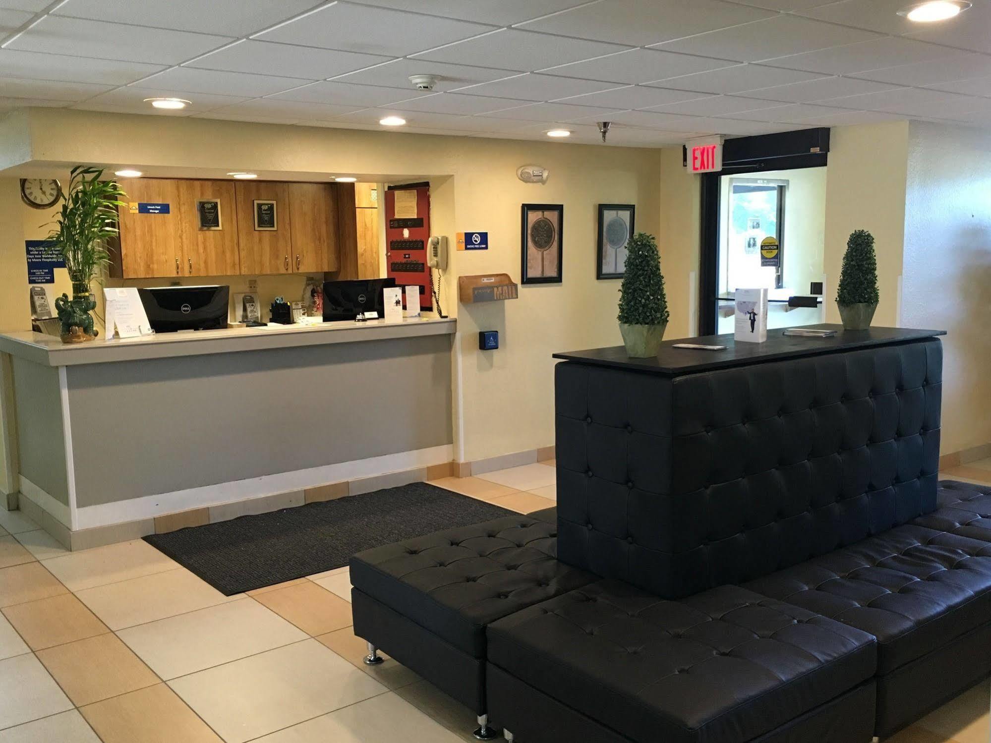 Days Inn By Wyndham Leominster/Fitchburg Area Eksteriør bilde